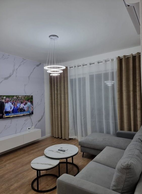 APARTMANET 1+1 ME QERA KOMUNA E PARISIT