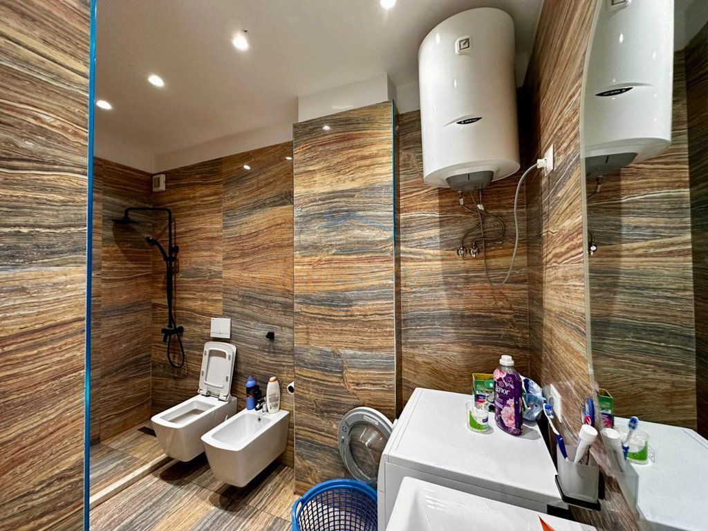 Apartment 2+1+2+parking space for sale Grand Gallery Yzberisht