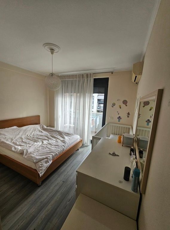 Apartament 2+1+2 prane Liqeni Artificial