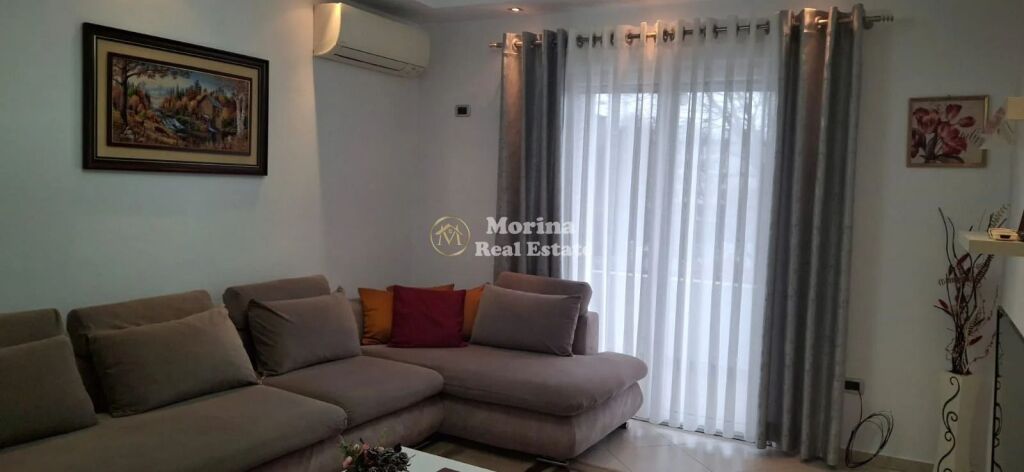 Rent | Apartment 2 + 1 | Elbasan Street | 650 €/month