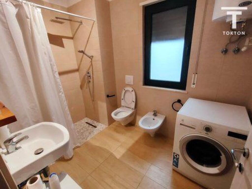 SHITET, APARTAMENT 2+1+2, KOMPLEKSI GREEN CITY, UNAZA E RE