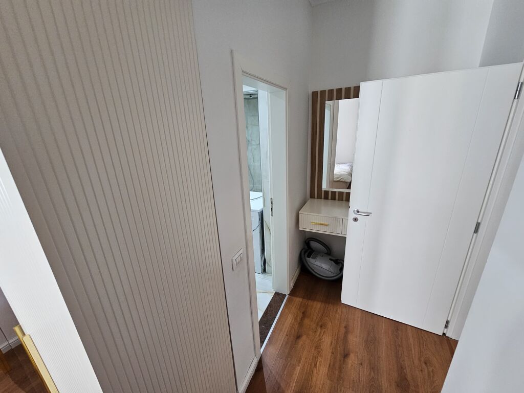 Apartament me qira pas Radisson Liqeni i thatë