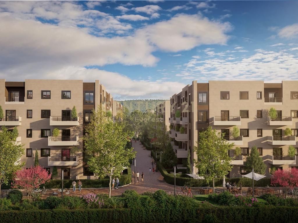 SHITET APARTAMENT 3+1+VERANDE TEK KODRA E LIQENIT NE PASKUQAN