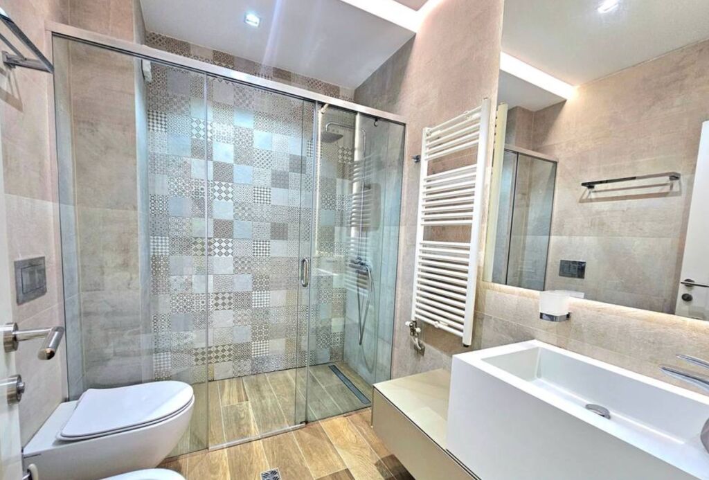 🏡 Me qera Apartament premium 3+1 me parkim