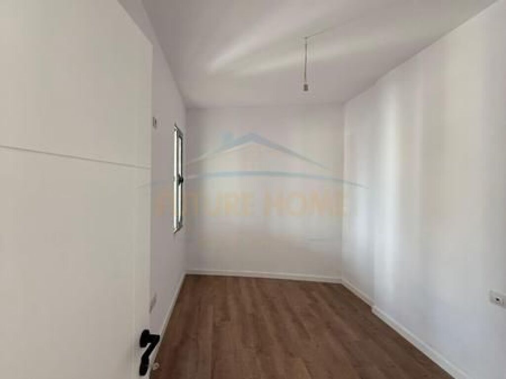 For sale, Apartment 3+1+Veranda, New Ring, Tirana