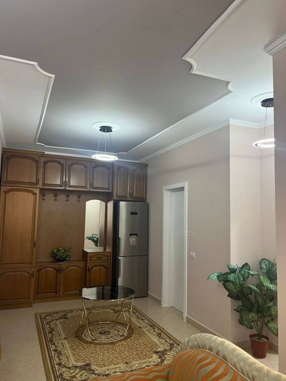 Jepet Me Qera Apartament 2+1+2 Tualete + 1 Ballkon+1 Post Parkimi