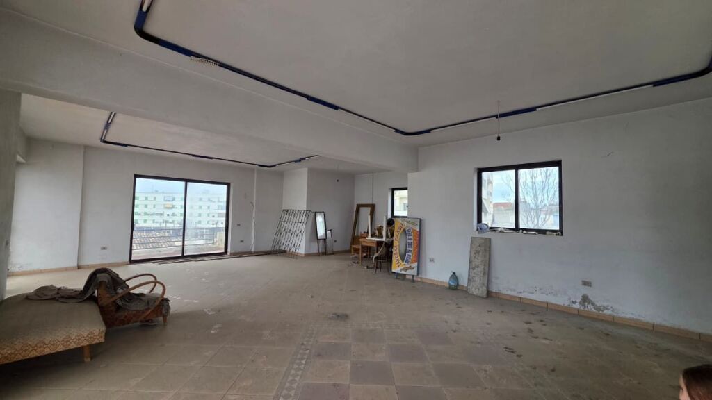 Vilë – Për Shitje- Rruga Ali Demi, pranë Bashkisë, Vlorë