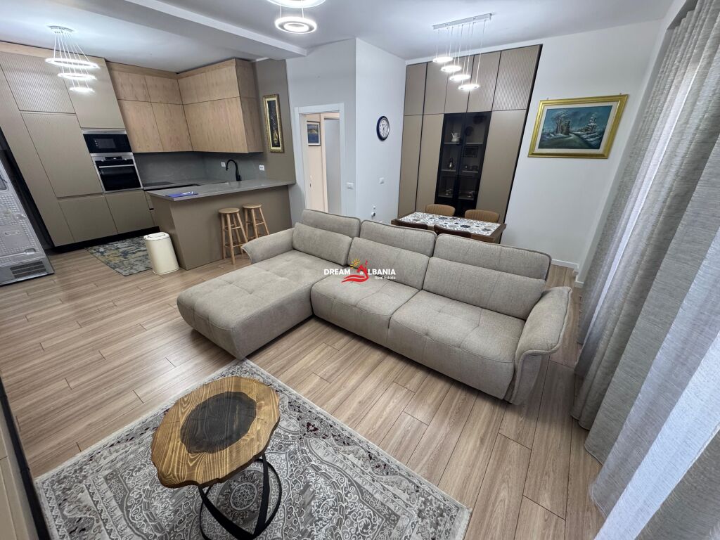 Jepet apartament 3+1+2 tualete me qera tek Tirana Garden Building ( ID 4231485 )