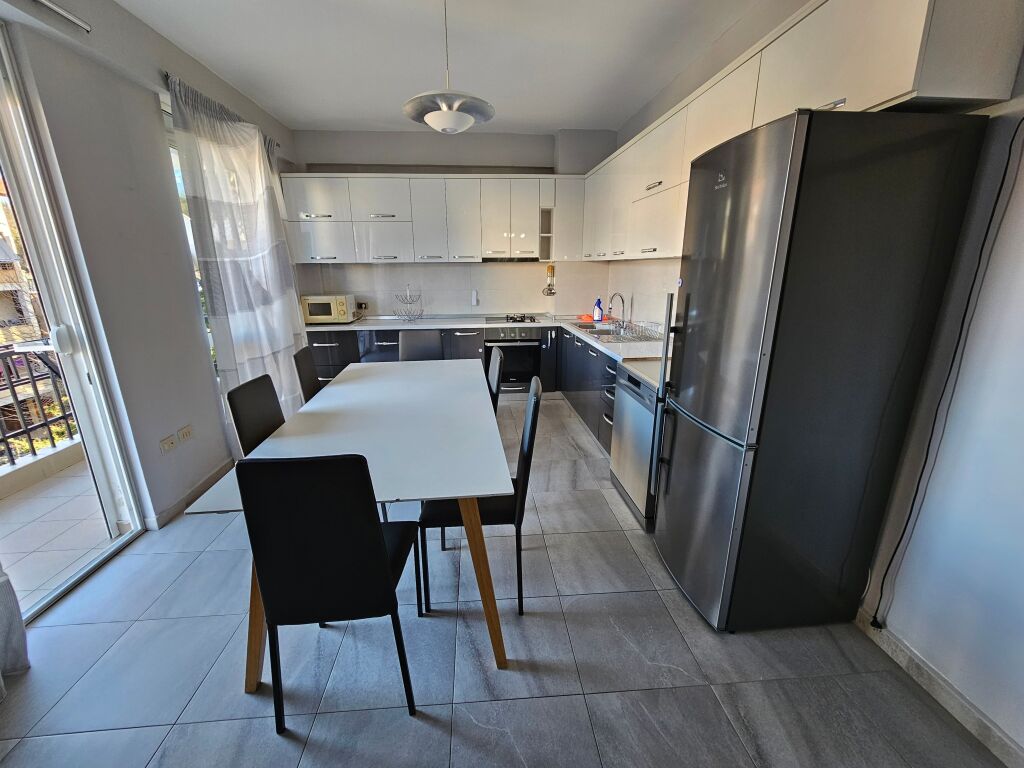 Appartamento 3+1 in affitto a Bllok