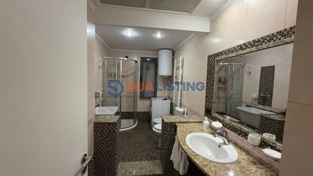 Appartamento investito per Airbnb in vendita – Centro, 9 piani