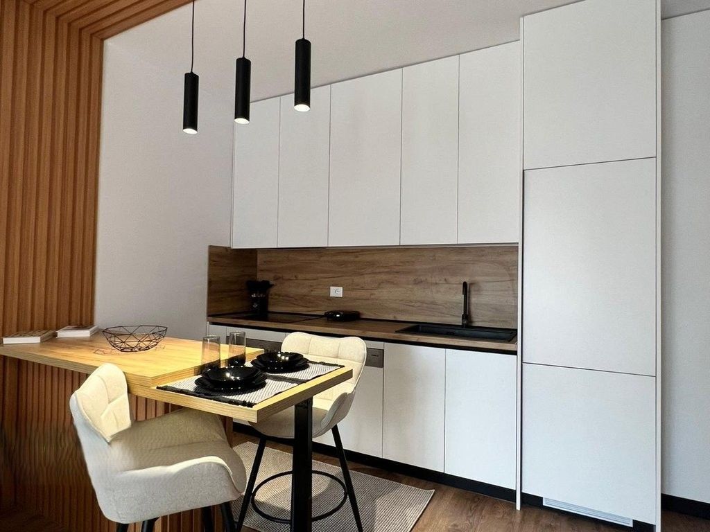 Apartament 1+1dhe post parkimi me qera tek Bulevardi i Ri 700 € /Muaj