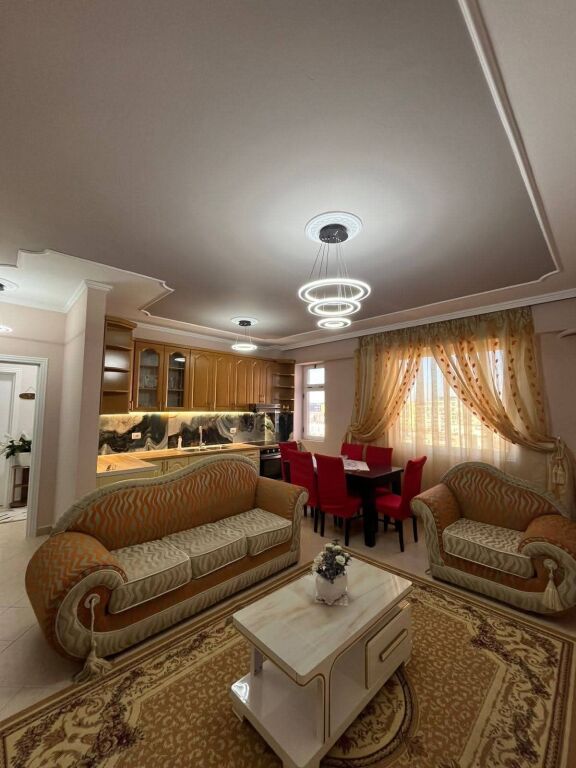 Jepet Me Qera Apartament 2+1+2 Tualete + 1 Ballkon+1 Post Parkimi