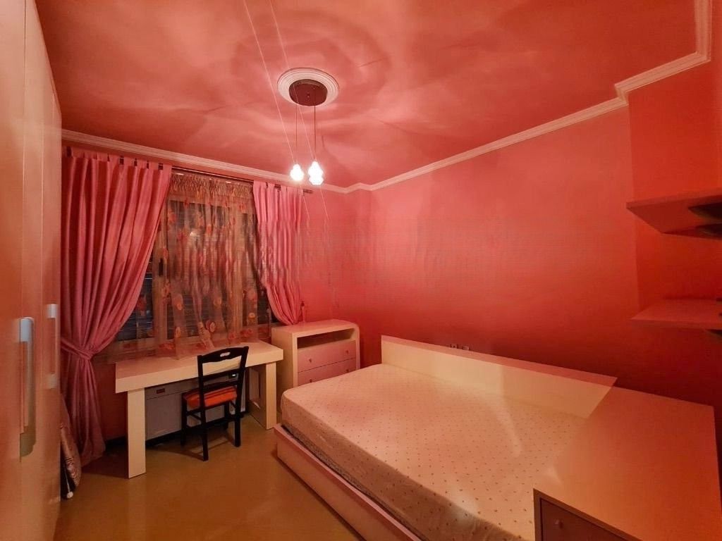 AFFITTASI APPARTAMENTO 2 +1, VICINO ALLE VILLE TEDESCHE, TIRANA! 600 € /Mese