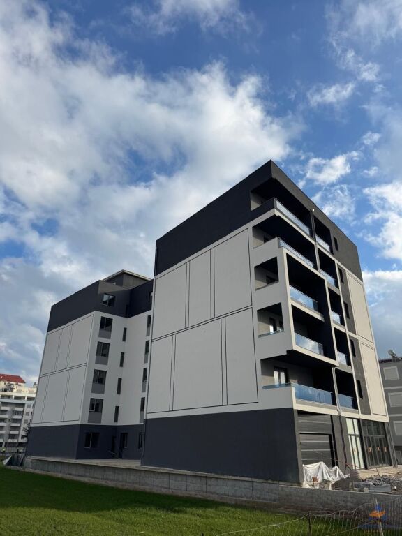 SHITET APARTMENT 1+1+VERANDE "NE POGRADEC" 87.791 EURO