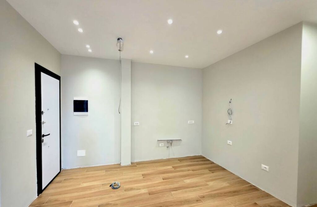 🏡Shitet Apartament 2+1 me oborr