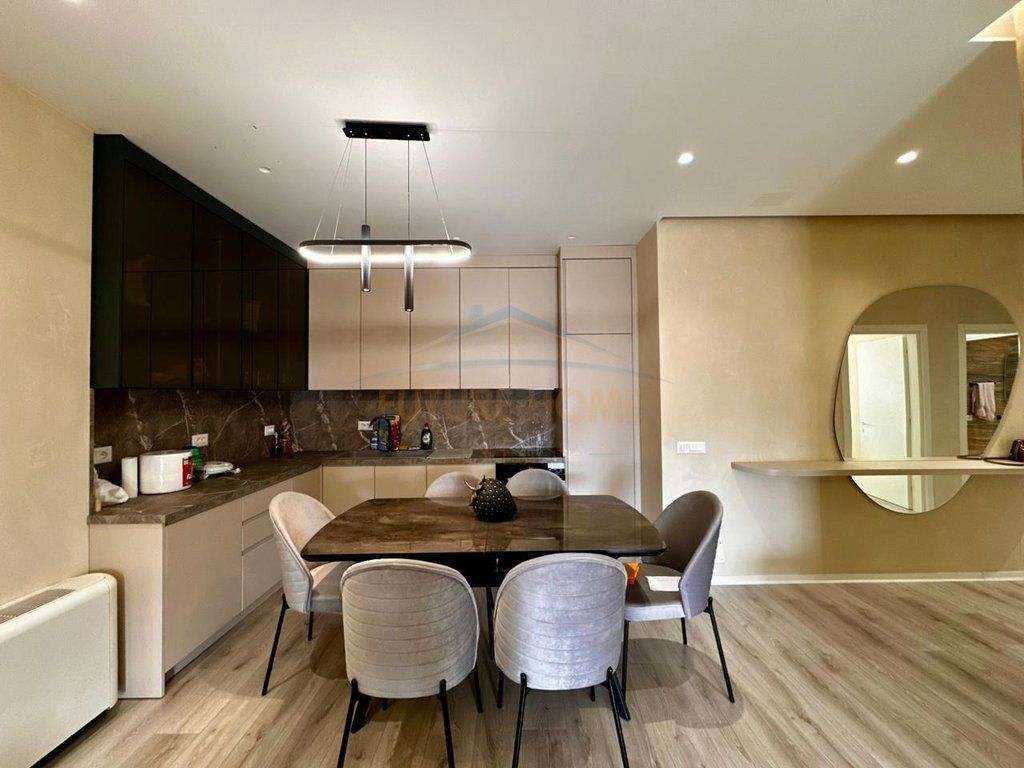 Apartment 2+1+2+parking space for sale Grand Gallery Yzberisht