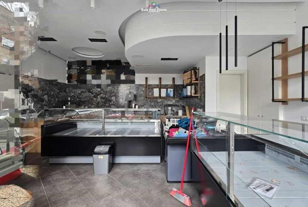 Dyqan ne shitje Tek Ish Ekspozita ( ID BD1167) Tirane