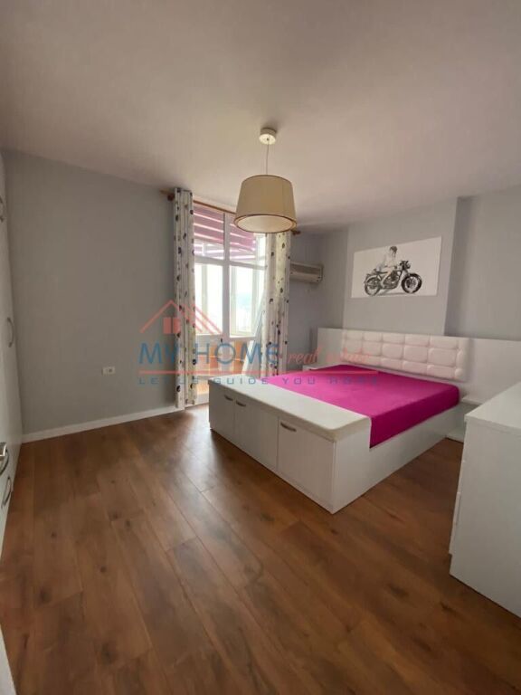 Apartament 2+1 me qera tek Ish Ekspozita ne Tirane