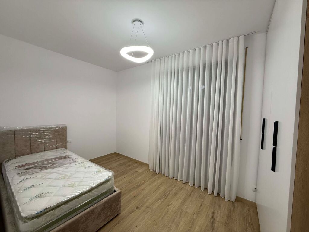 QERA APARTAMENT 2+1 DOGANA , AKSES TIRANA