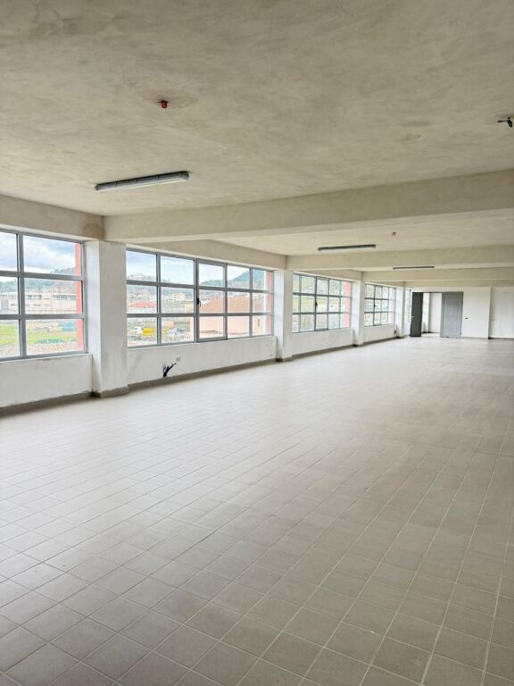 Rent, Warehouse, Prush, Tirana 2,200 €