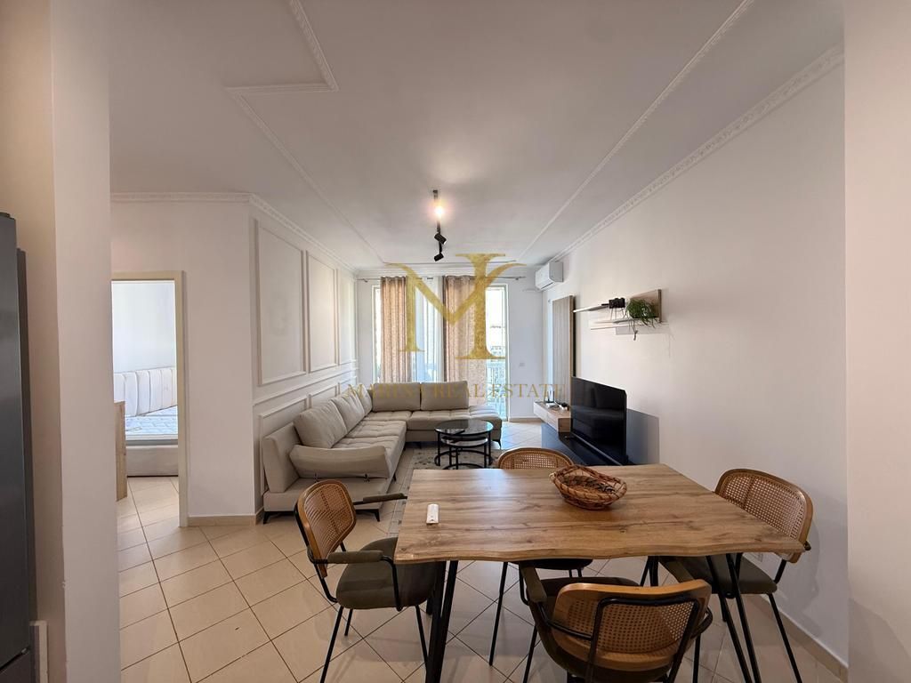 JEPET APARTAMENT 2+1 ME QERA , PLAZH HEKURUDHA !