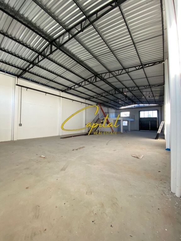 MAGAZZINO IN AFFITTO 145 M2 YRSHEK 2000 EURO