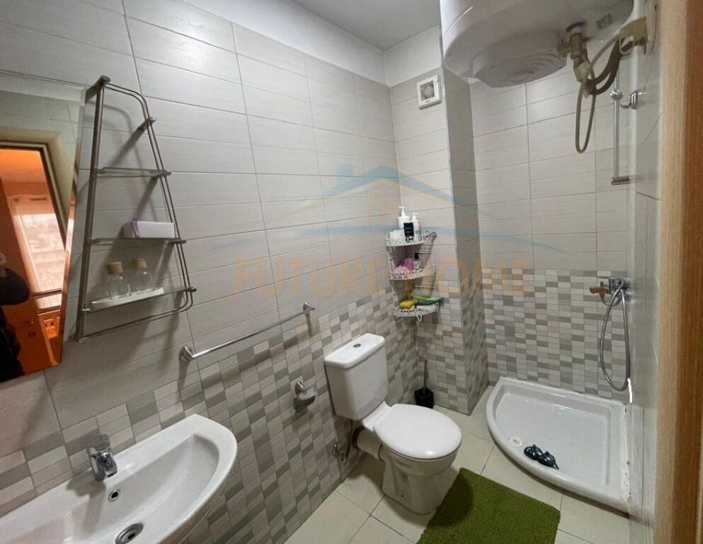 VENDESI APPARTAMENTO 2+1, CITTÀ DEGLI STUDENTI