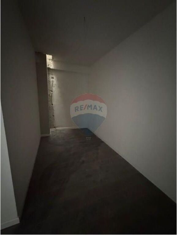 Apartament 3+1+2 +post parkimi Ish F.avacionit