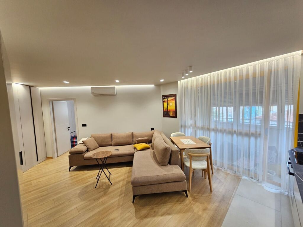 Apartment For Rent 1+1 in Vasil Shanto (ID B2101505) Tirana