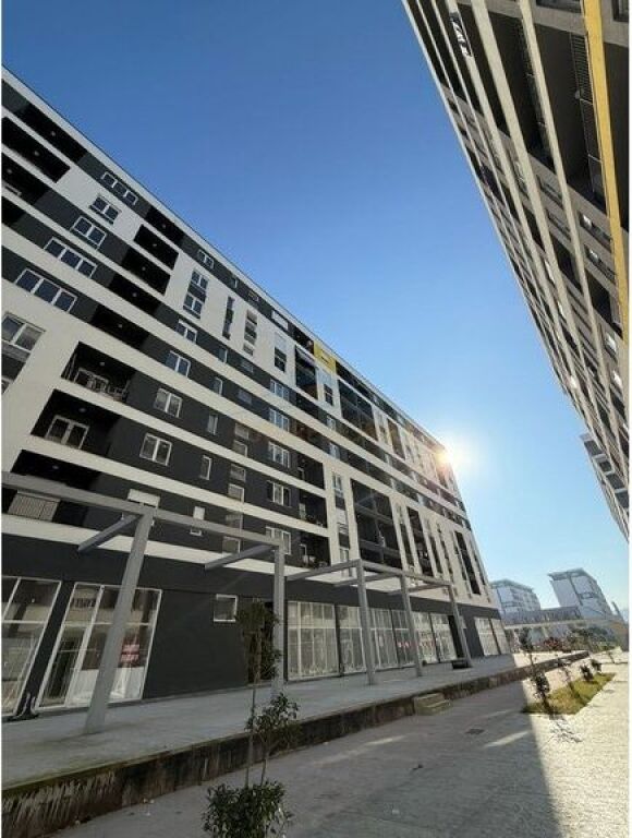 In vendita , Appartamento 2+1 , Univers City , Tirane