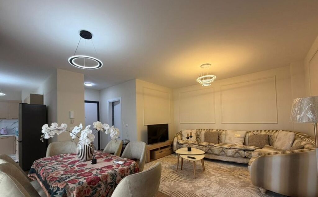 🏡 Apartament 2+1+2 për shitje