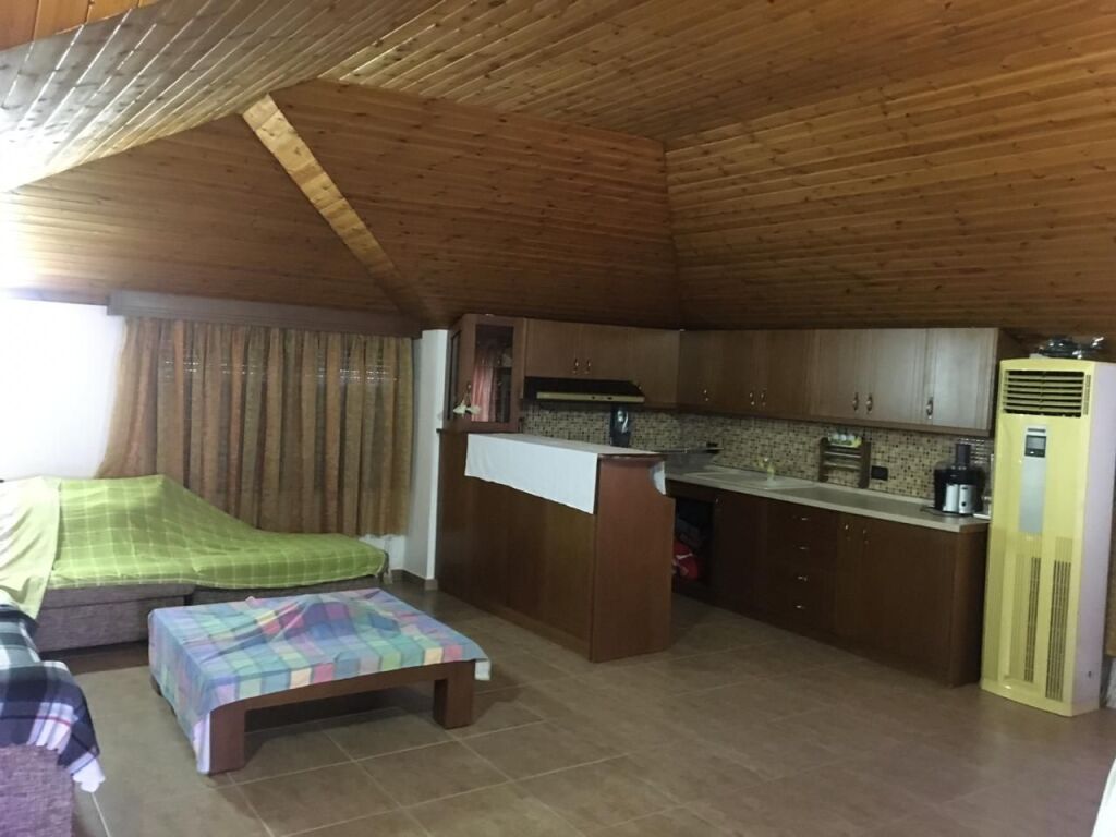 SHITET SHTEPI PRIVATE 3 KATESHE NE SHKOZE 250.000 EURO