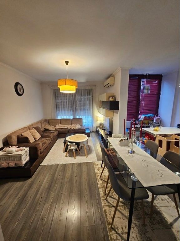 Apartament 2+1+2 prane Liqeni Artificial