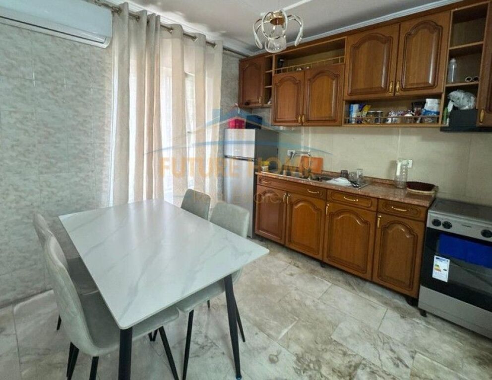 Qera,Apartament 2+1,Rruga Dritan Hoxha,Tiranë