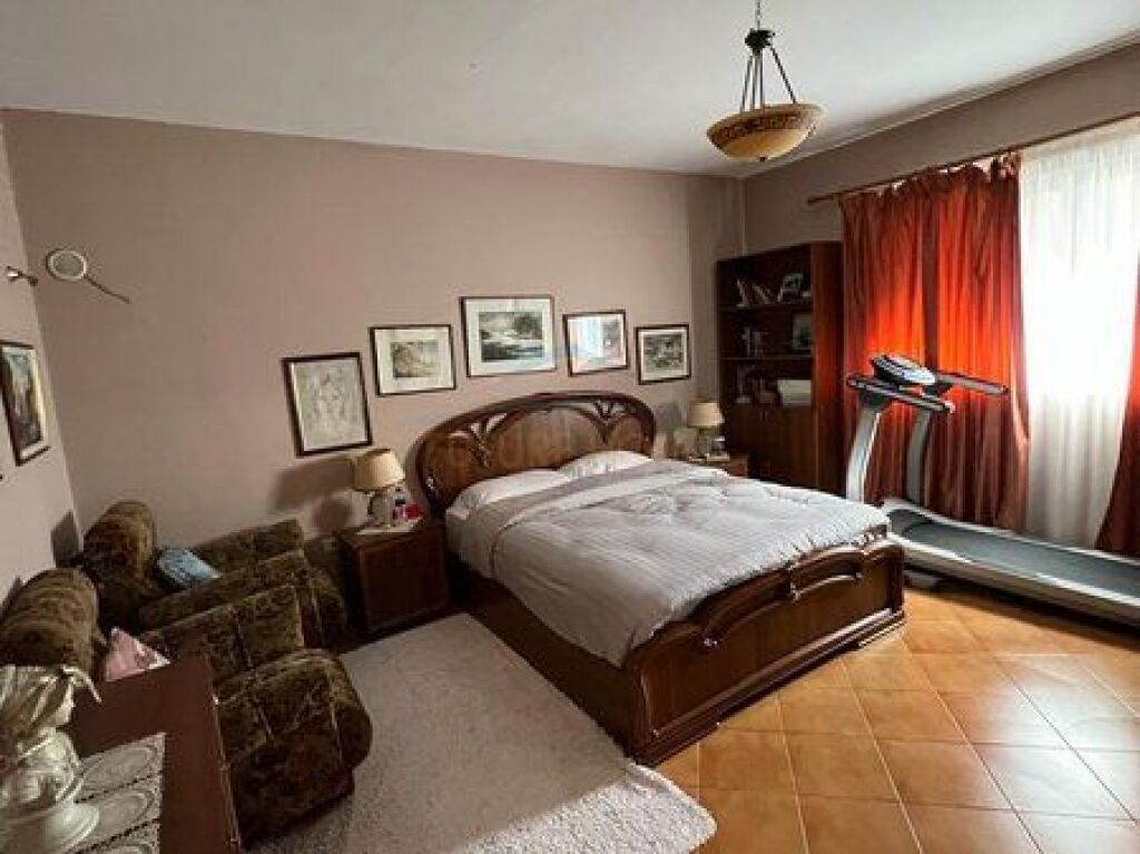 Shitet, Apartament 2+1, Zogu i Zi, Tirane