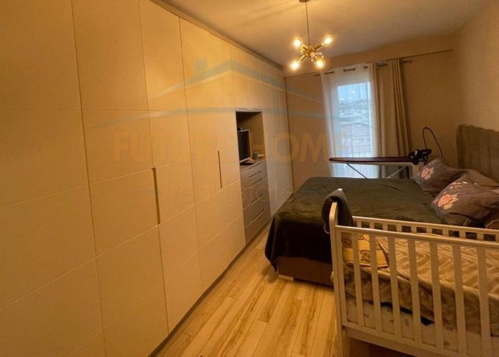 For sale, Apartment 2+1+2, Student City, Tirana