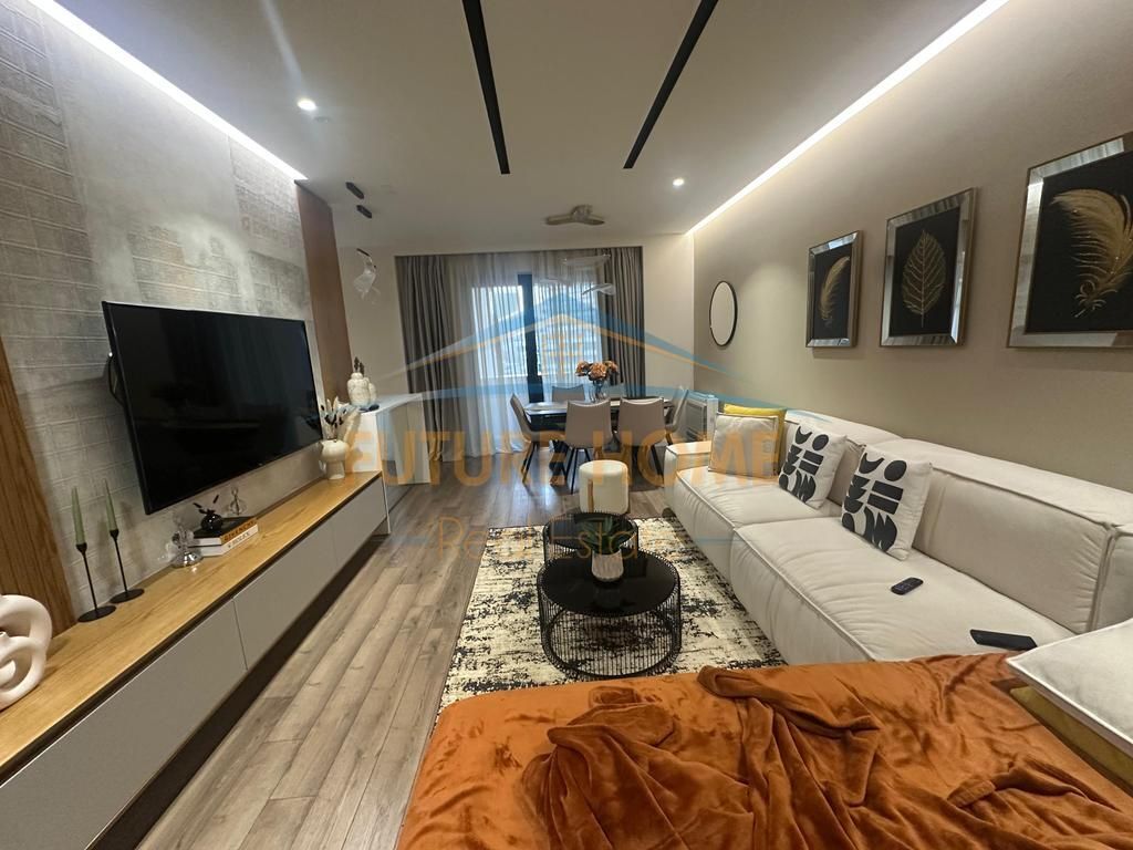 Qera, Apartament 3+1+2+Post Parkim, Rruga e Kosovarëve, Tiranë 2,300 €