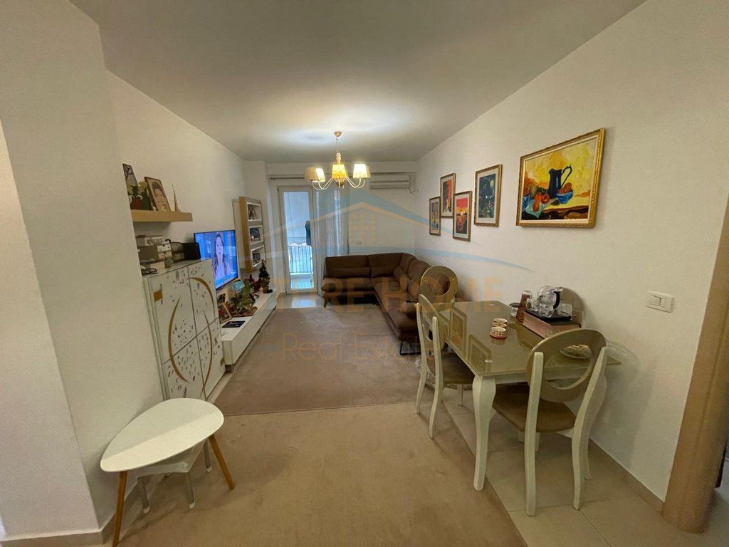 For sale, Apartment 2+1+2, Student City, Tirana 212,000 €