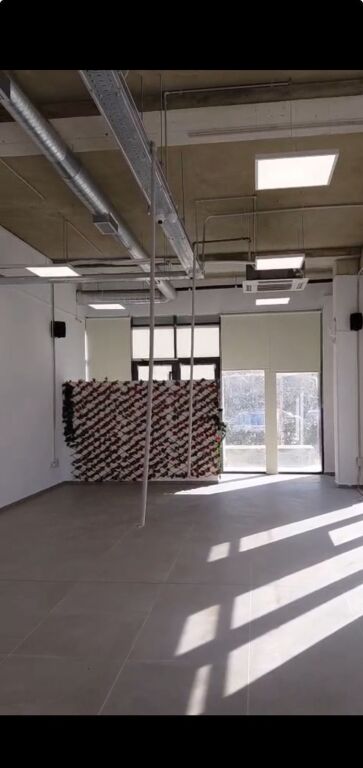 ZYRE ME QERA 289 M2 ZOGU I ZI 4.700 EURO