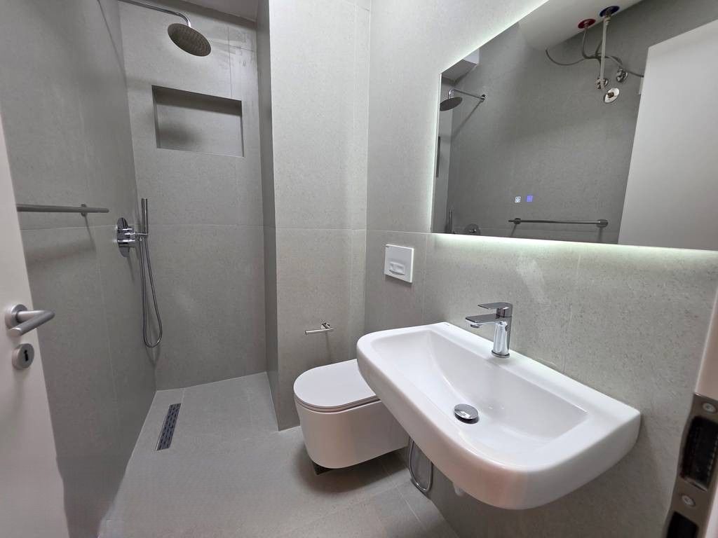 APPARTAMENTO 1+1 A ALI DEMI 470 € /Mese