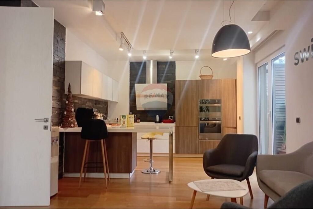 Office Space for Rent in Bllok