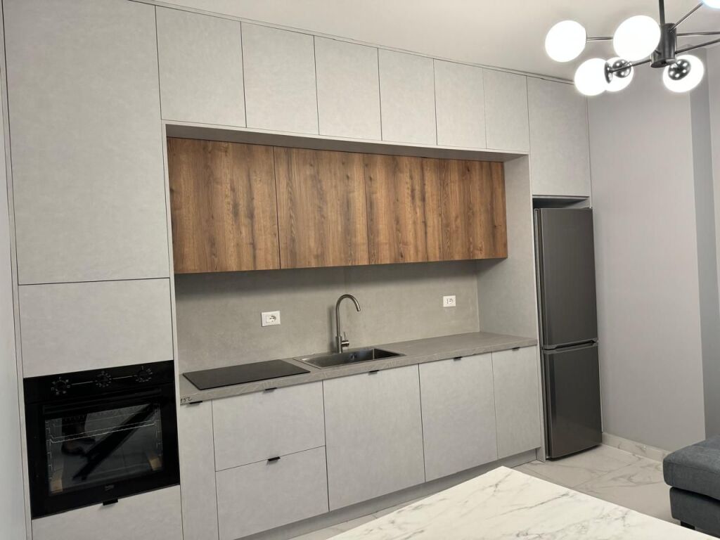 Affittasi 2+1+1 DON BOSKO 750€