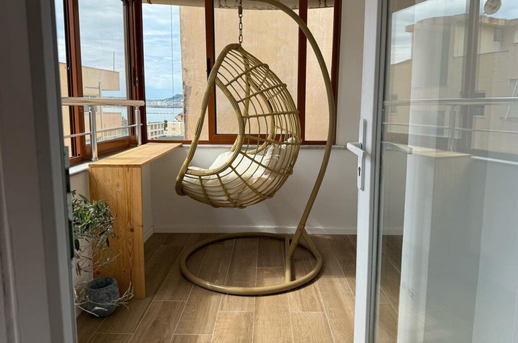 🏖️ APARTMENT FOR SALE WITH SEA VIEW – BEACH AREA (NEAR Pelican Cafe)