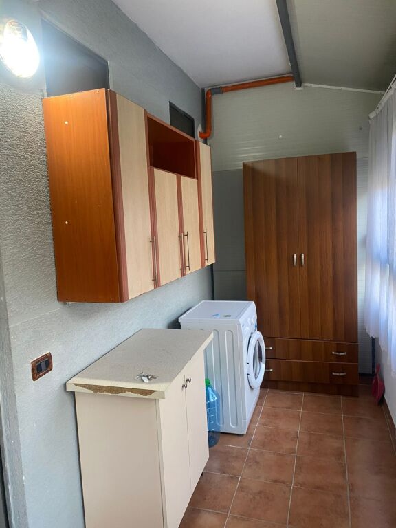 Apartament 1+1 me Qera te Stadiumi Durres