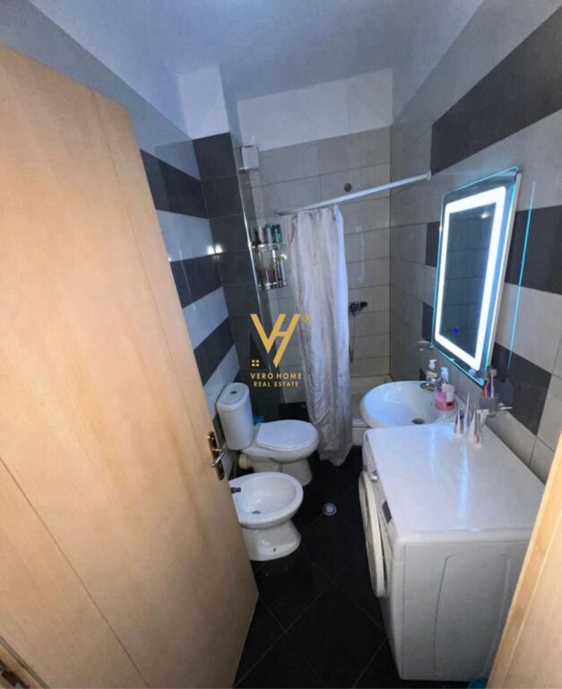 JEPET APARTAMENT 2+1 ME QIRA TE KODRA E PRIFTIT 500 EURO