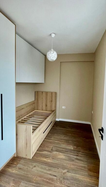 Apartment for Rent in Yzberisht