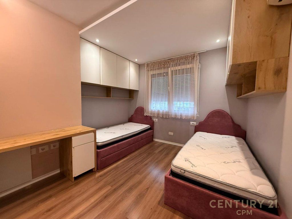 APARTAMENT 2+1+2 ME QERA TEK SHESHI WILLSON