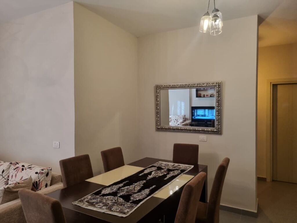 Vendesi in vendita 2+1, a Yzbrisht