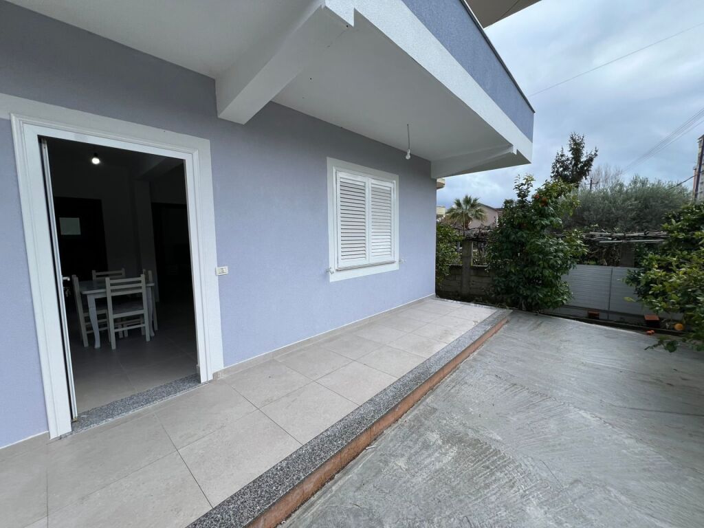 QIRA KATI PARE I NJE VILE 1+1 NE PLEPA PLAZH DURRES 300 EURO