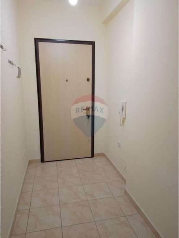 🏡 Apartament 1+1 për Shitje – Rruga Gjergj Kastrioti, Vlorë